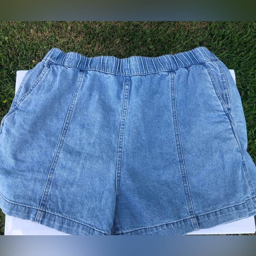 Light Wash Denim Shorts by Madewell